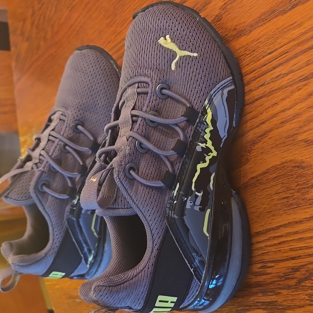 Puma Kids Grey and Neon Sneakers - Picture 2 of 2